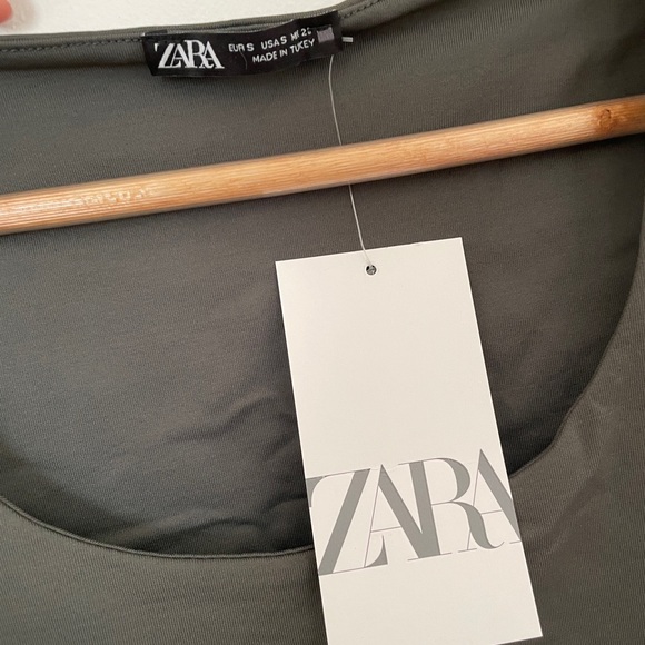 Zara ELASTIC TOP WITH WIDE STRAPS - Picture 11 of 12